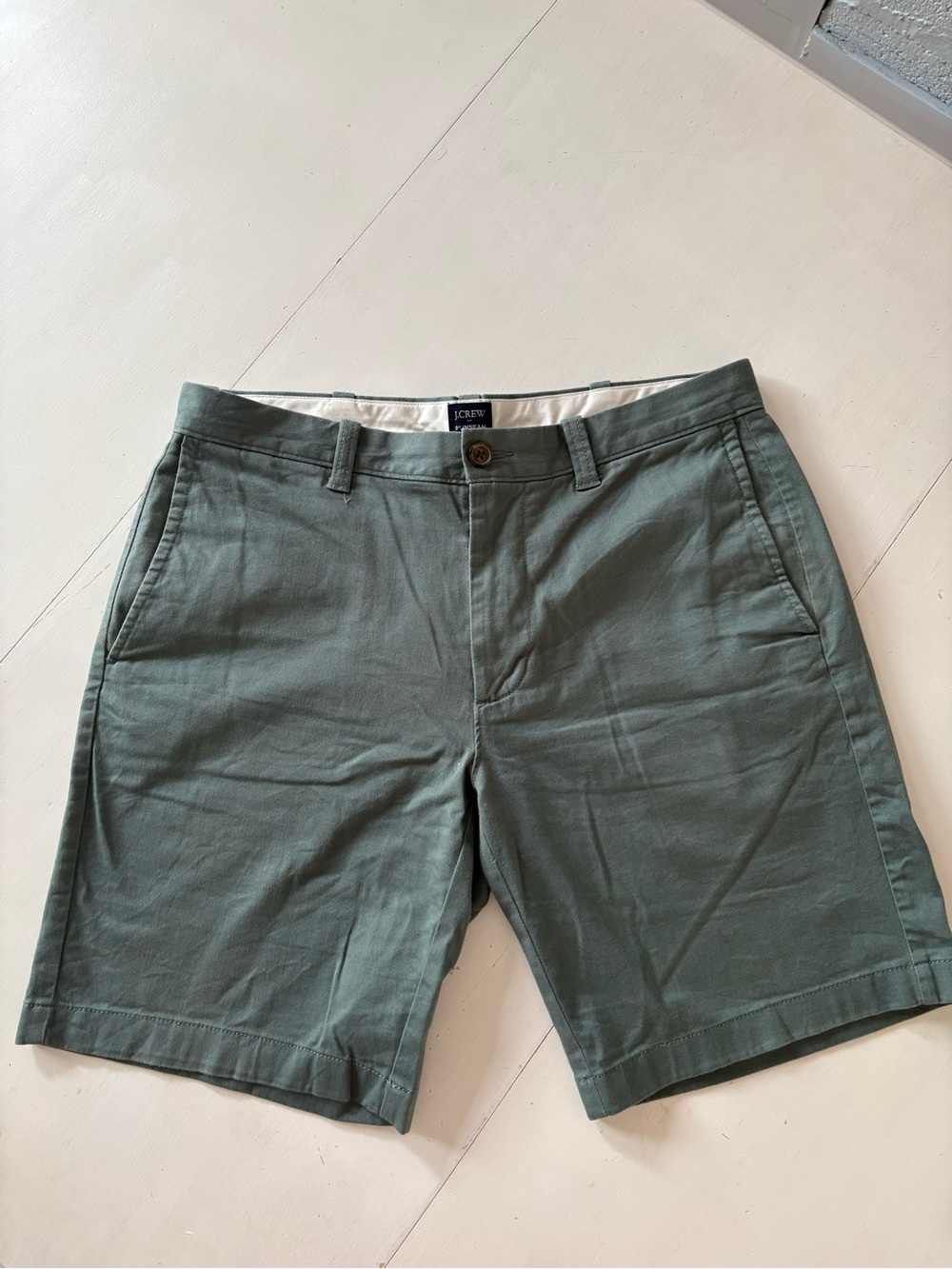 J. Crew Men's Green Chino Shorts